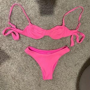 Monday swimwear. Size P (AA-B) top and bottoms (00-2)